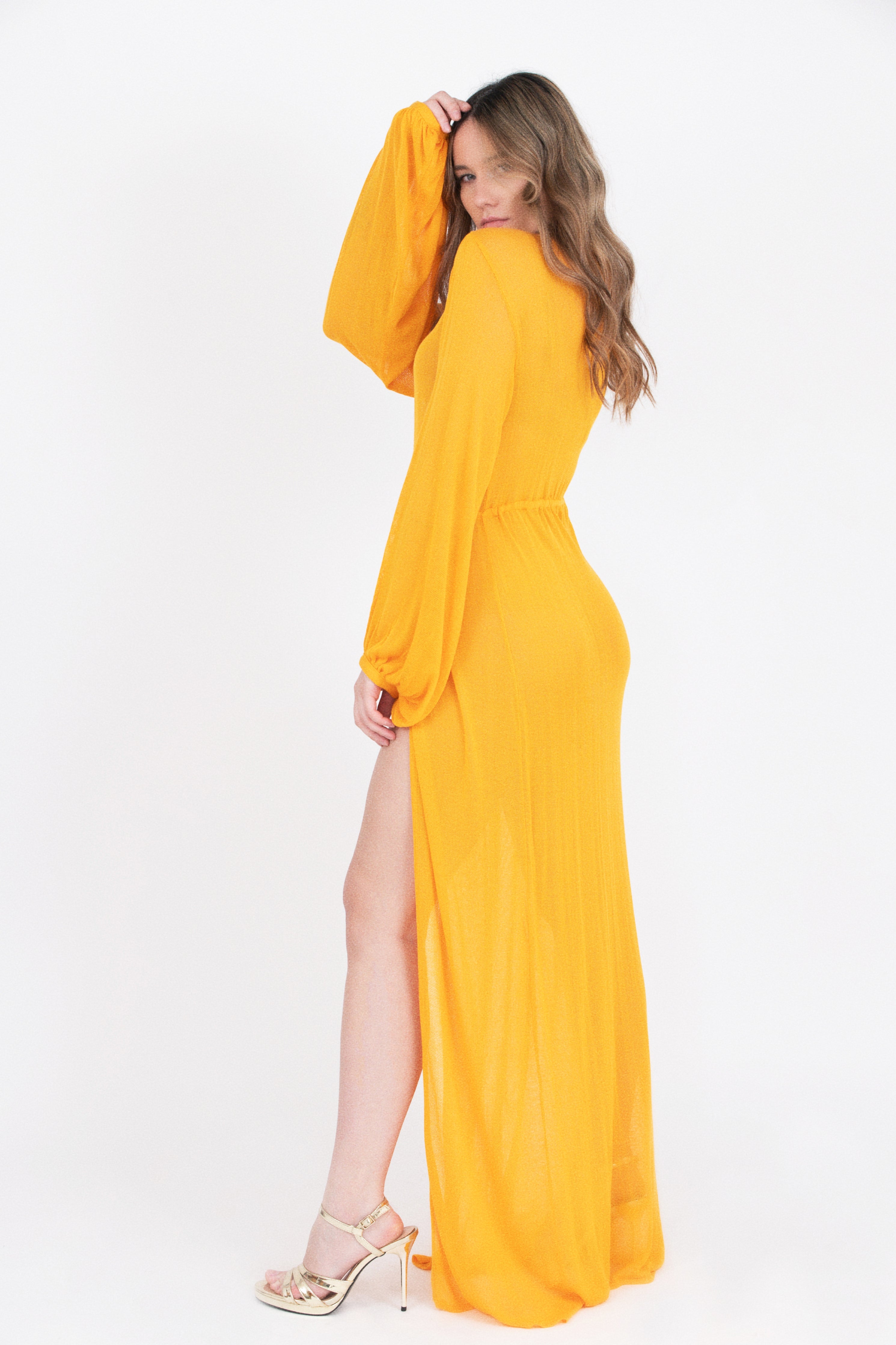 AIRY ROBE