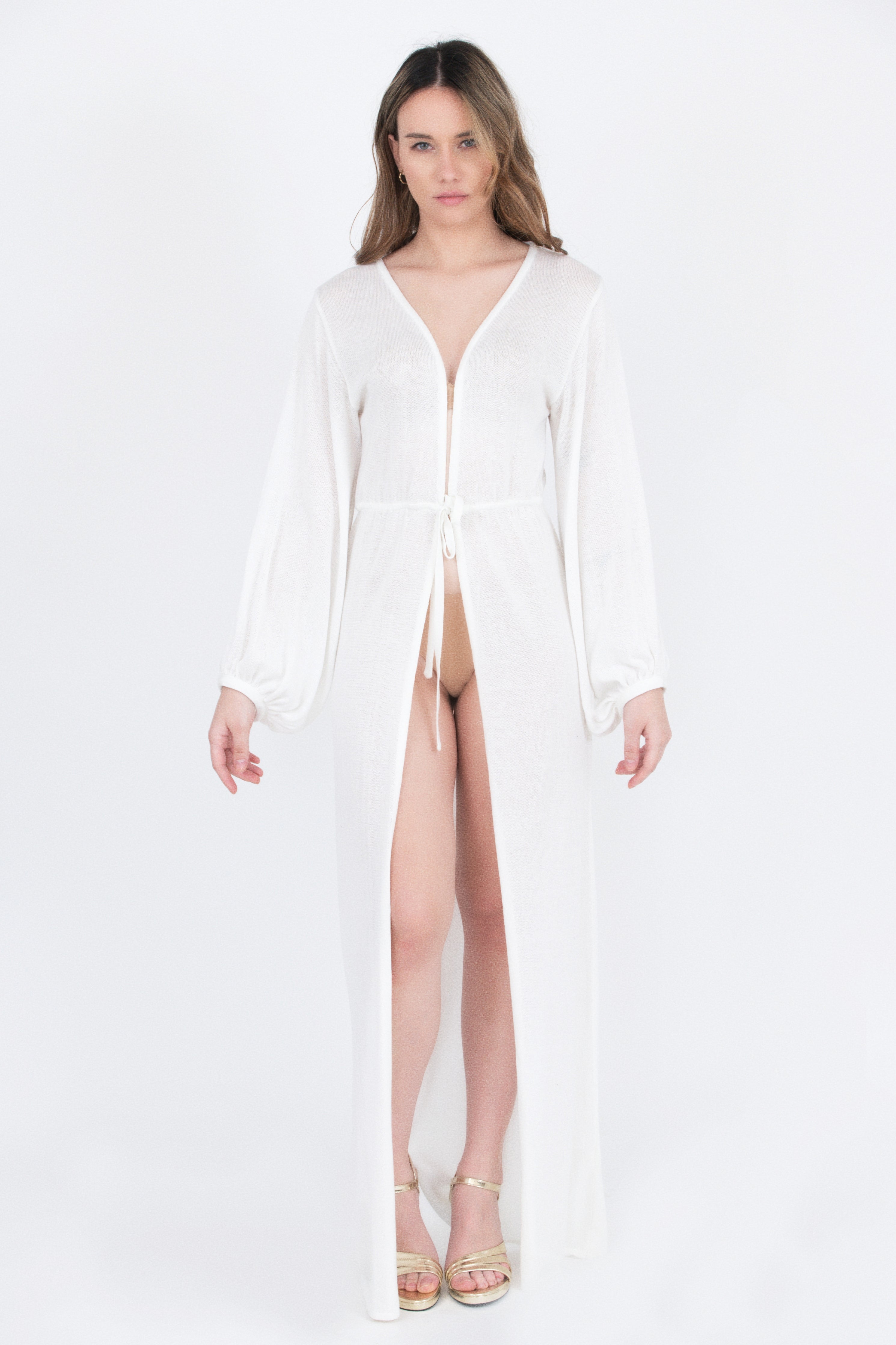 AIRY ROBE